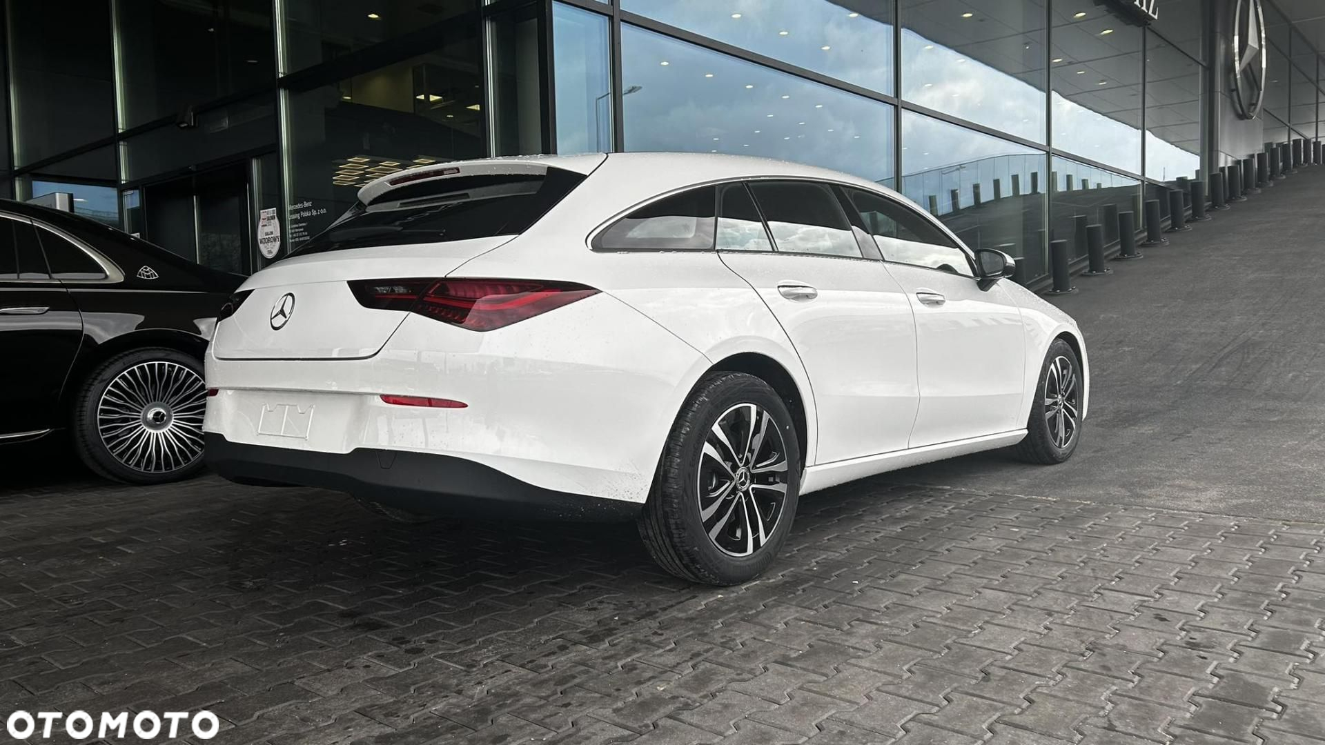 Mercedes-Benz CLA - 4