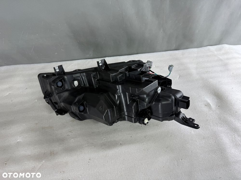 Reflektor Przód strona lewa Suzuki Vitara LIFT 24+ 1007R016 - 5