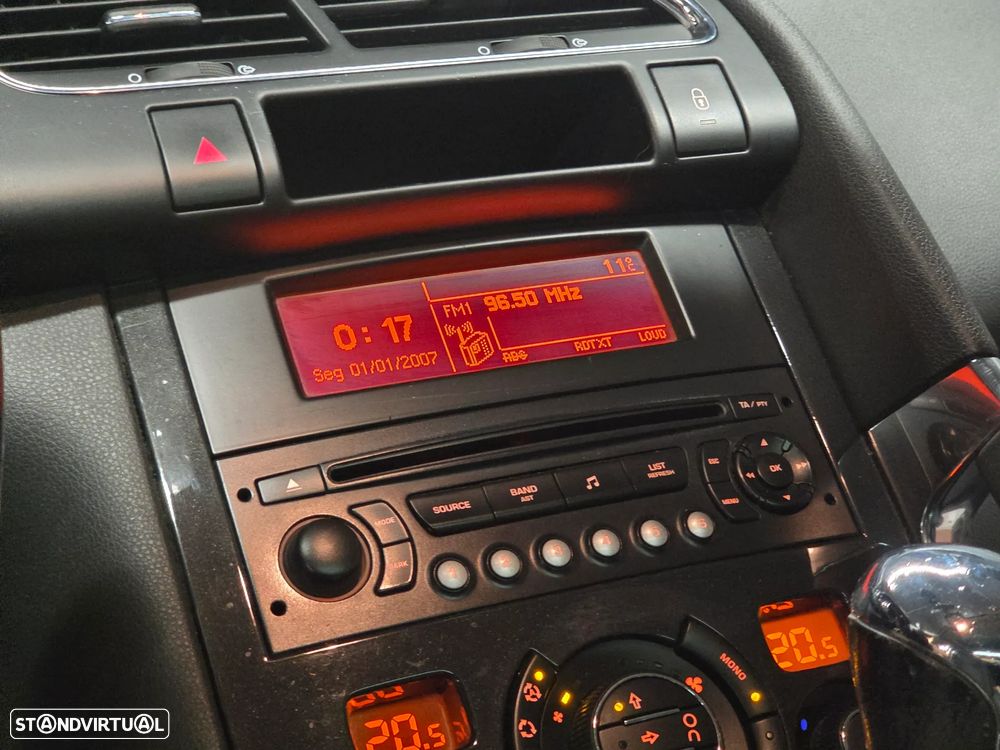 Peugeot 3008 1.6 e-HDi Sport CMP6 - 12