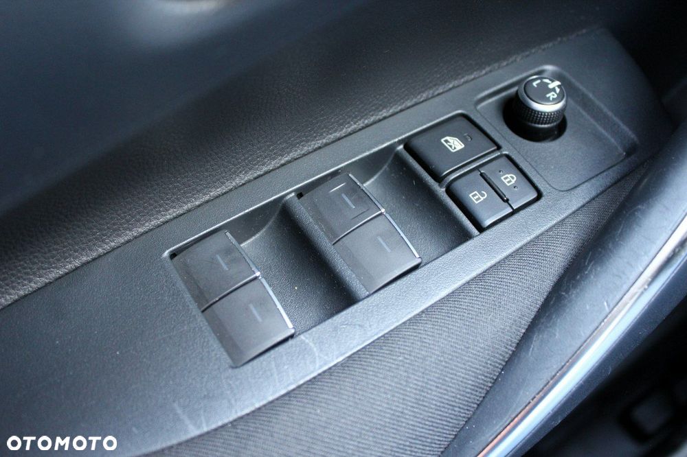 Toyota Corolla 1.8 Hybrid Comfort - 27