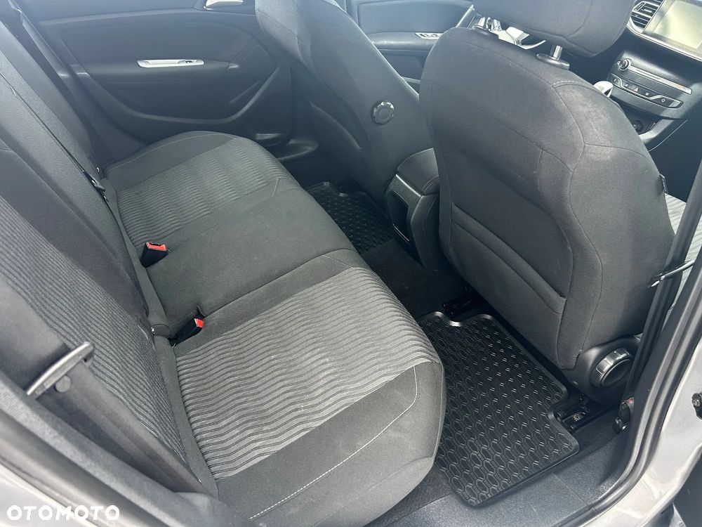 Peugeot 308 1.6 BlueHDi Business Line S&S - 10