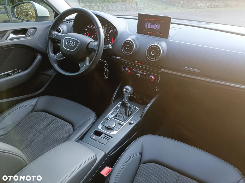 Audi A3 Sportback 1.8 TFSI Quattro Ambiente S tronic - 23