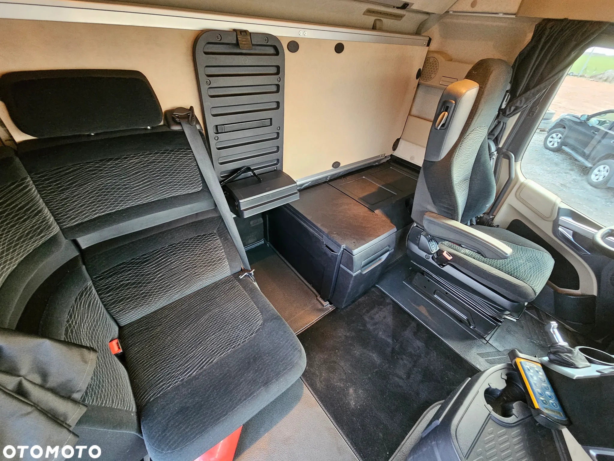 Mercedes-Benz Actros - 24
