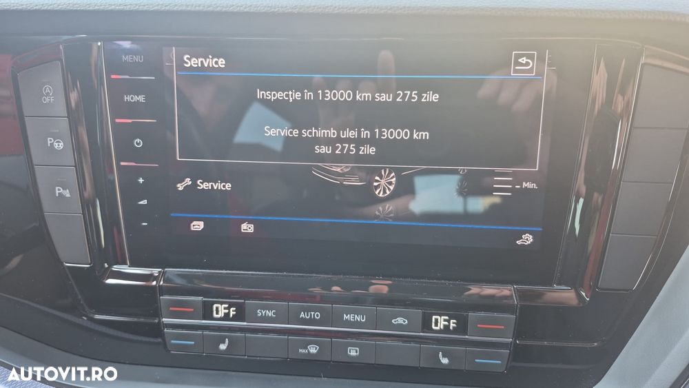 Volkswagen Touareg - 12