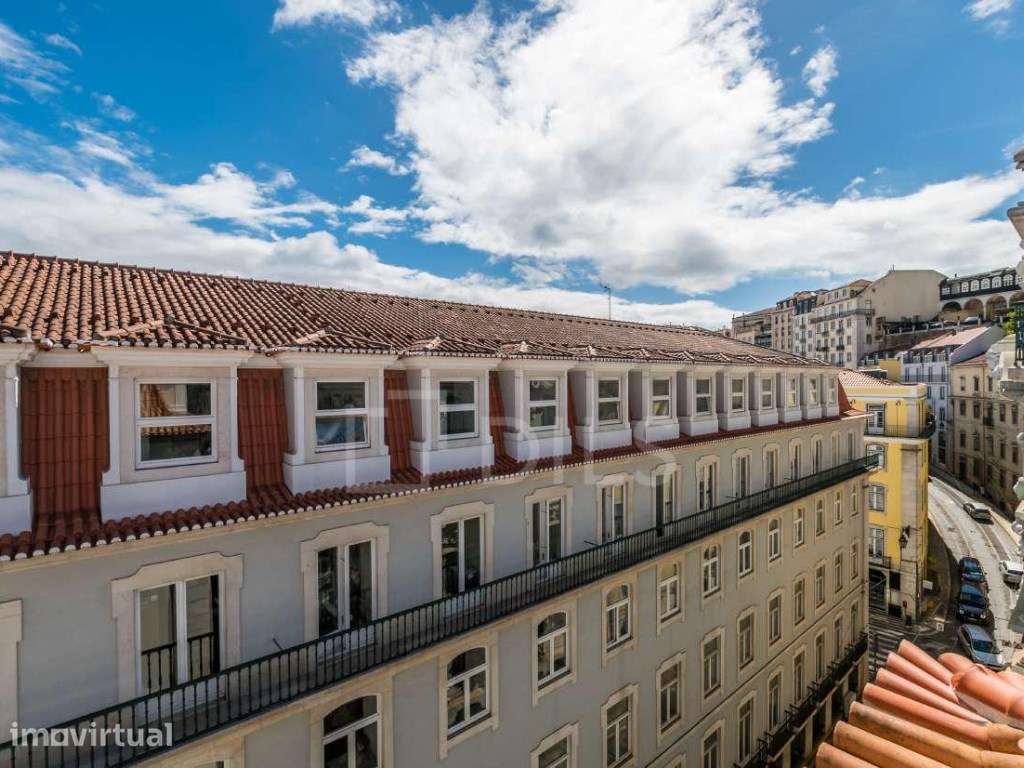 Apartamento T2 Duplex em plena Baixa Pombalina - Grande imagem: 5/21
