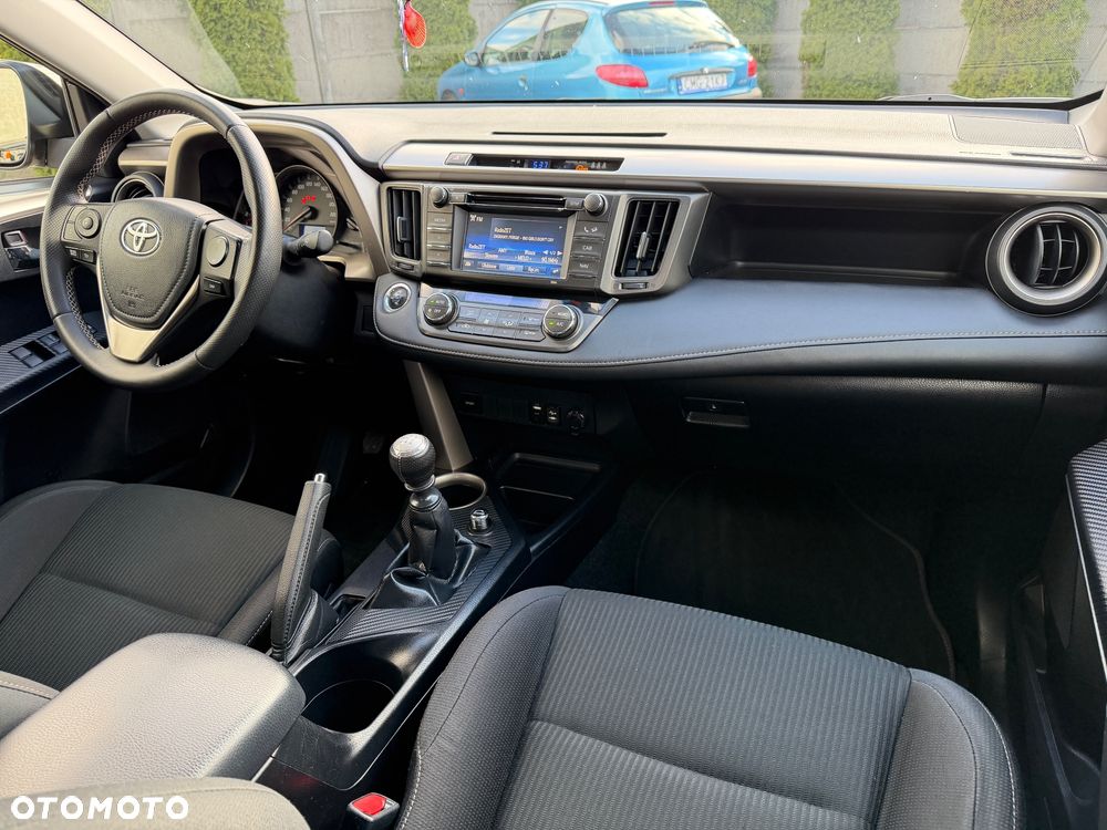 Toyota RAV4 2.0 D-4D Premium 4x2 - 13