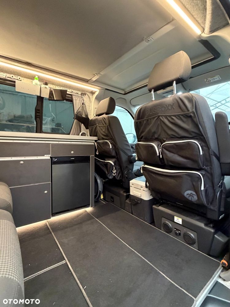 Volkswagen T6.1 - 8