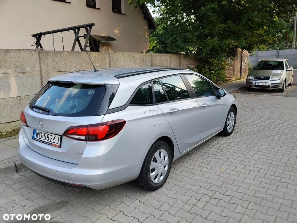 Opel Astra 1.6 CDTI Enjoy - 2