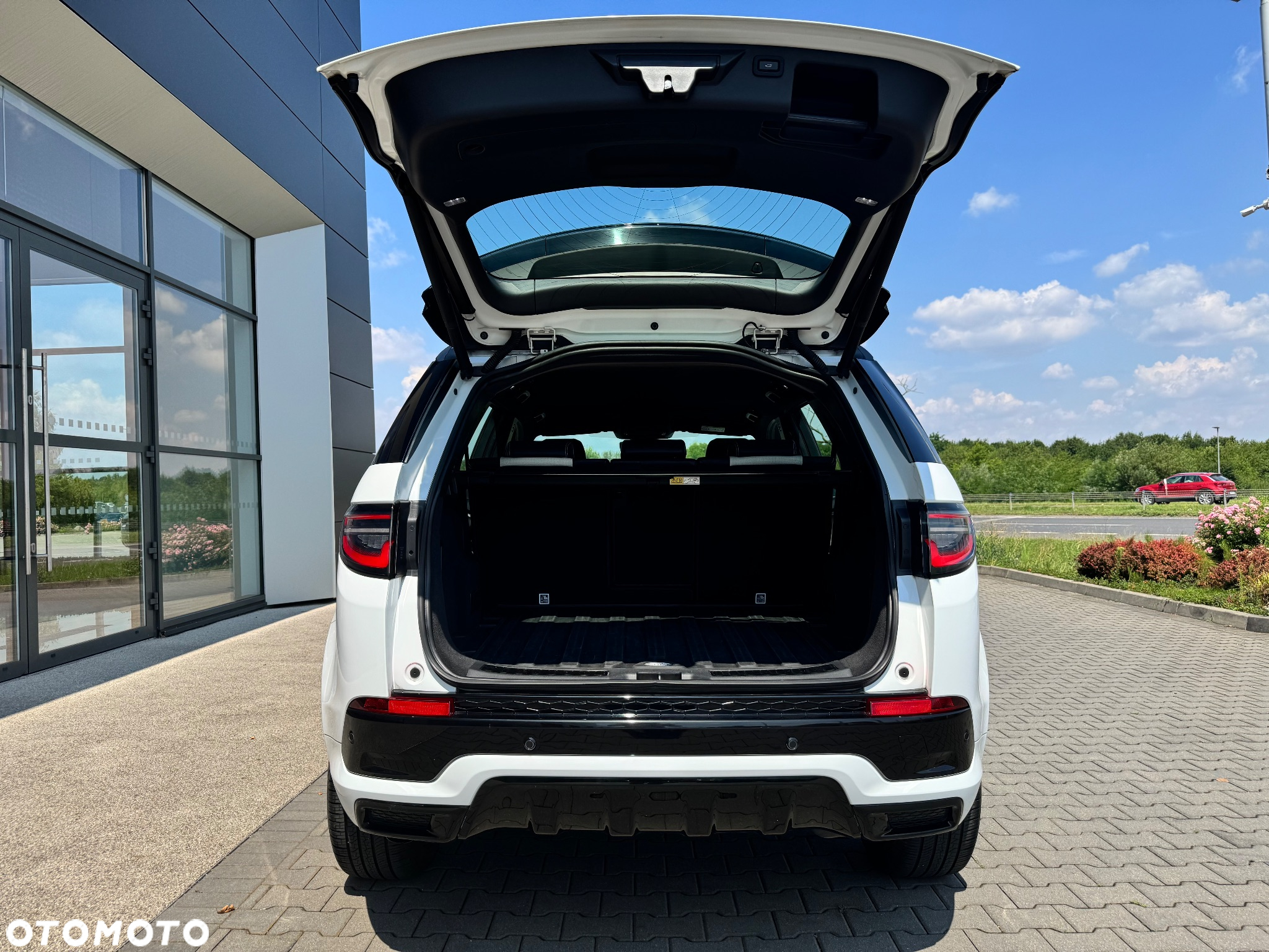 Land Rover Discovery Sport - 17