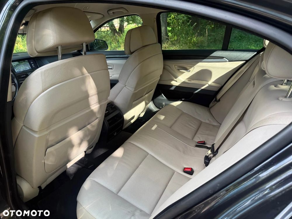 BMW Seria 5 - 12