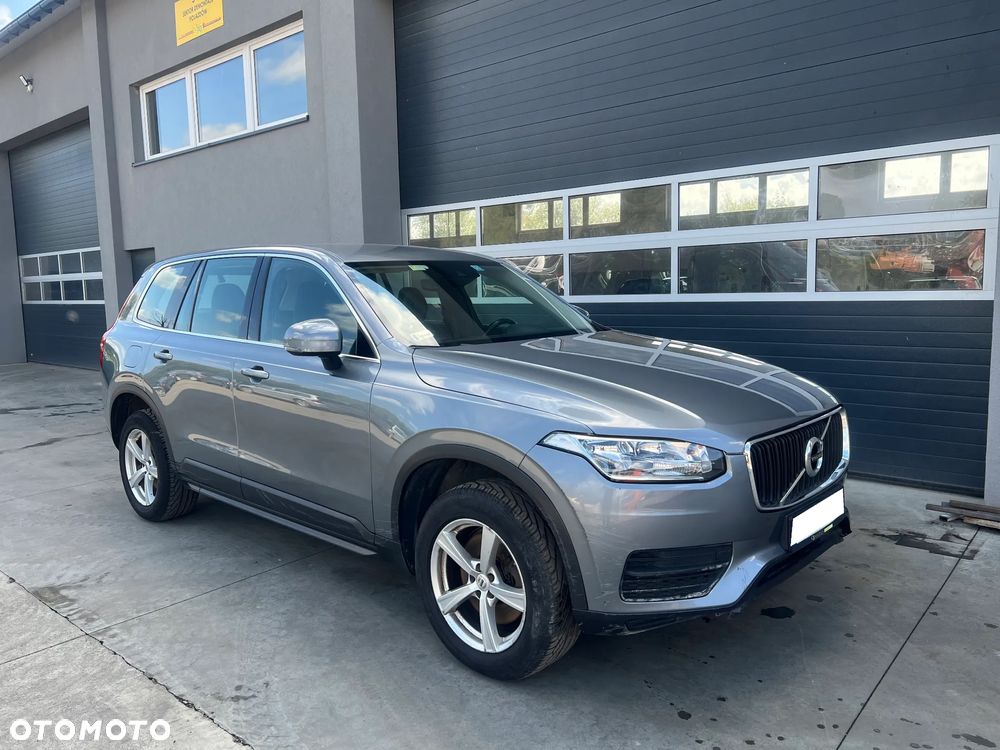 Volvo XC 90 - 7