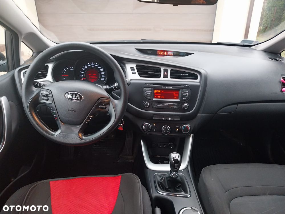 Kia Ceed 1.4 CRDi M - 5