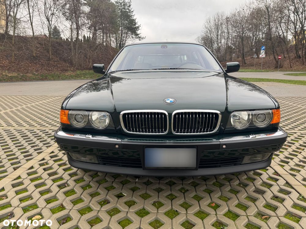 BMW Seria 7 750iL - 18