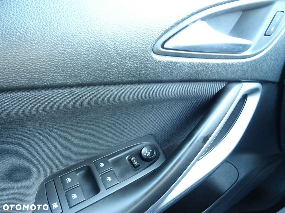 Opel Astra 1.4 Turbo Start/Stop Automatik ON - 16