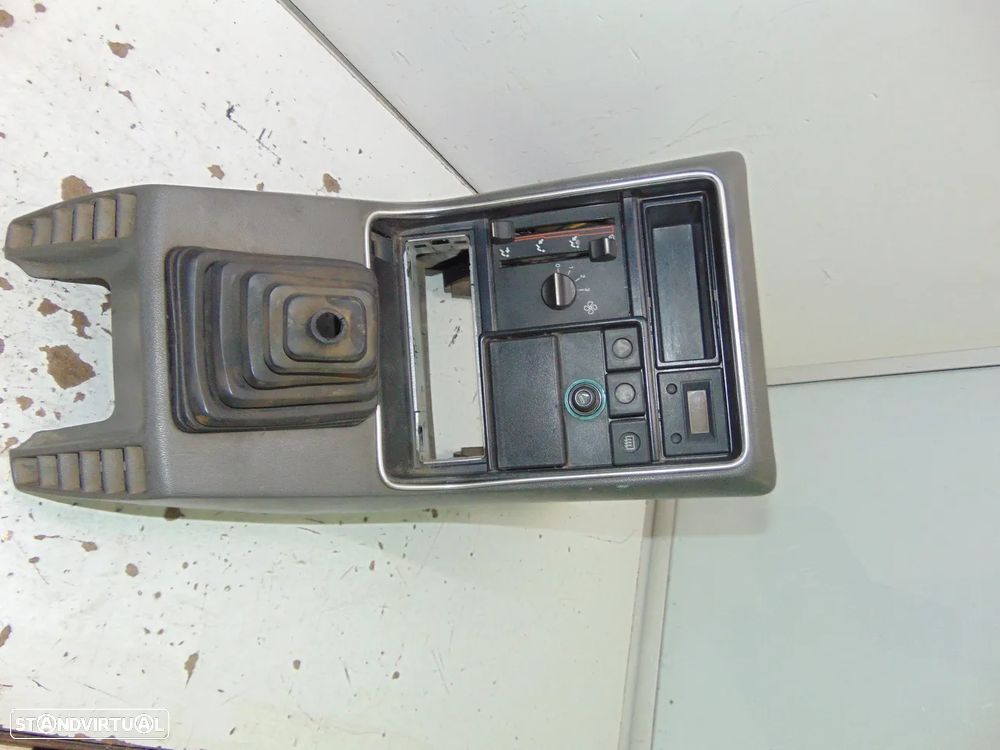 Renault 9/11 consola central - 1