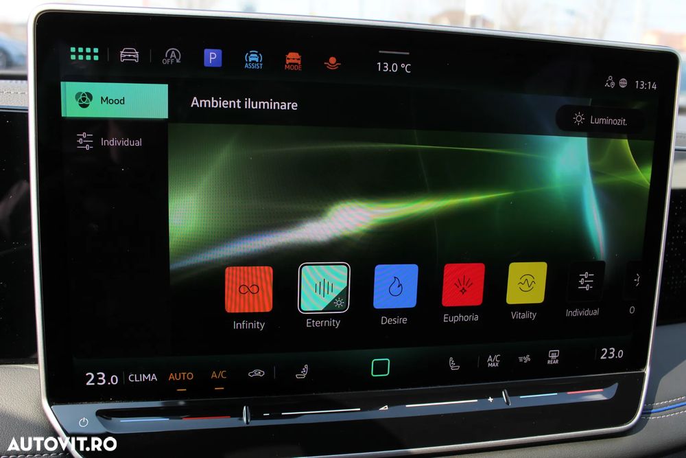 Volkswagen Tiguan 2.0 TDI SCR 4Motion DSG R-Line - 36