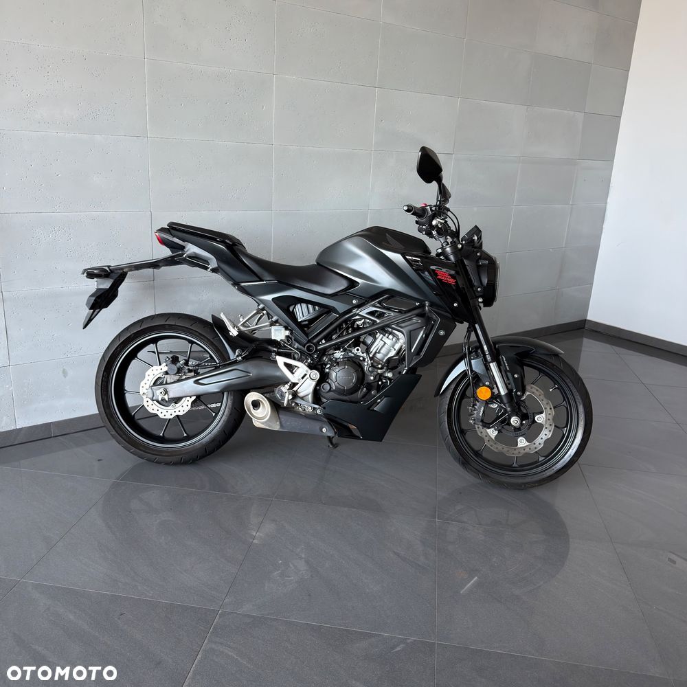 Honda CBF - 2