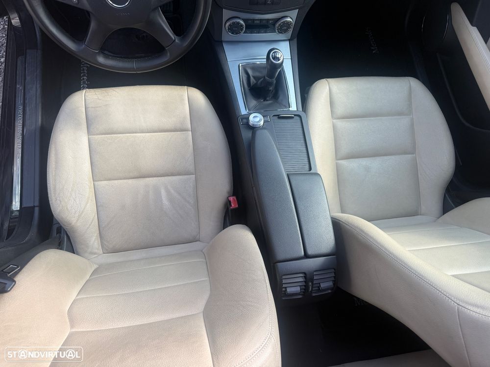 Mercedes-Benz C 220 Station CDI DPF BlueEFFICIENCY Avantgarde - 11