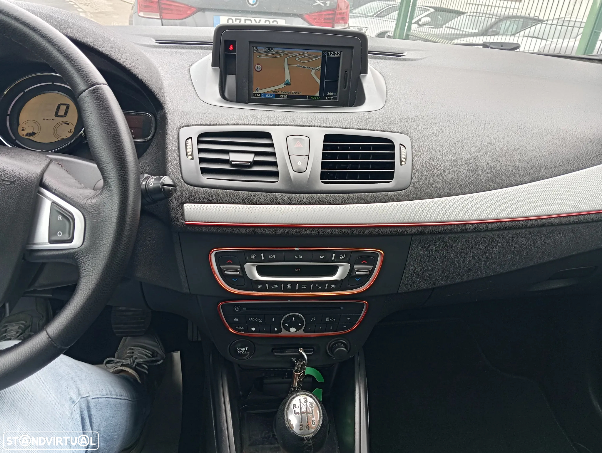 Renault Mégane Coupe 1.5 dCi Dynamique - 9
