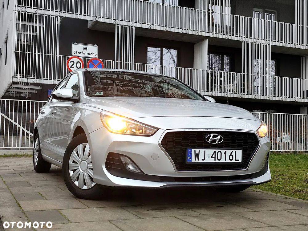 Hyundai i30 1.4 Classic + - 3