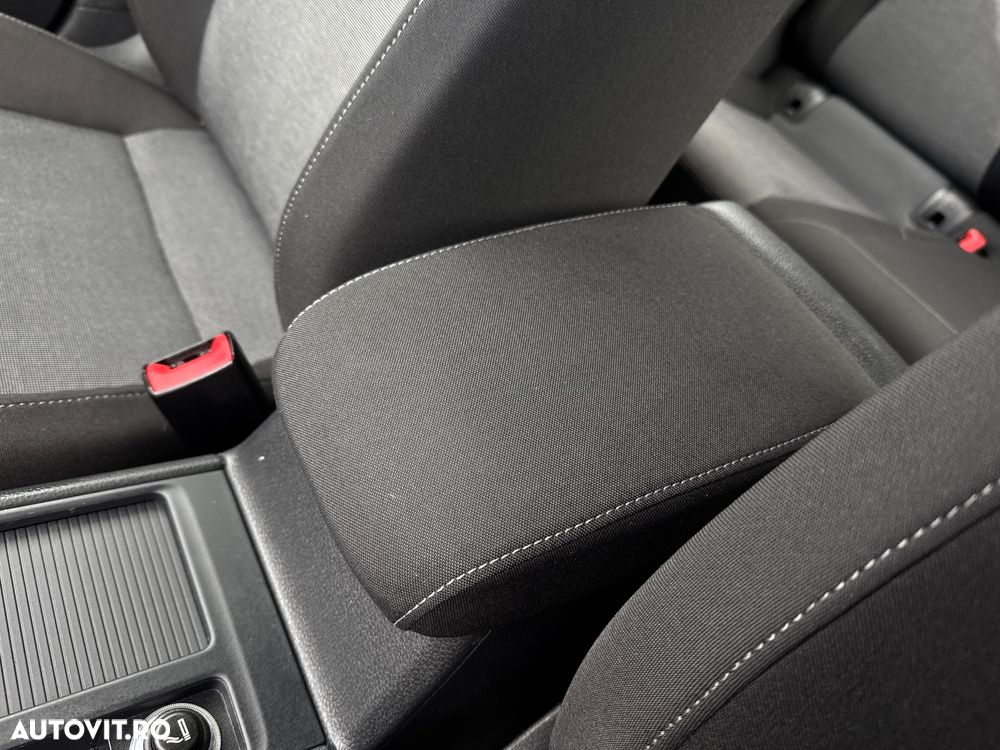 Volkswagen Golf - 19