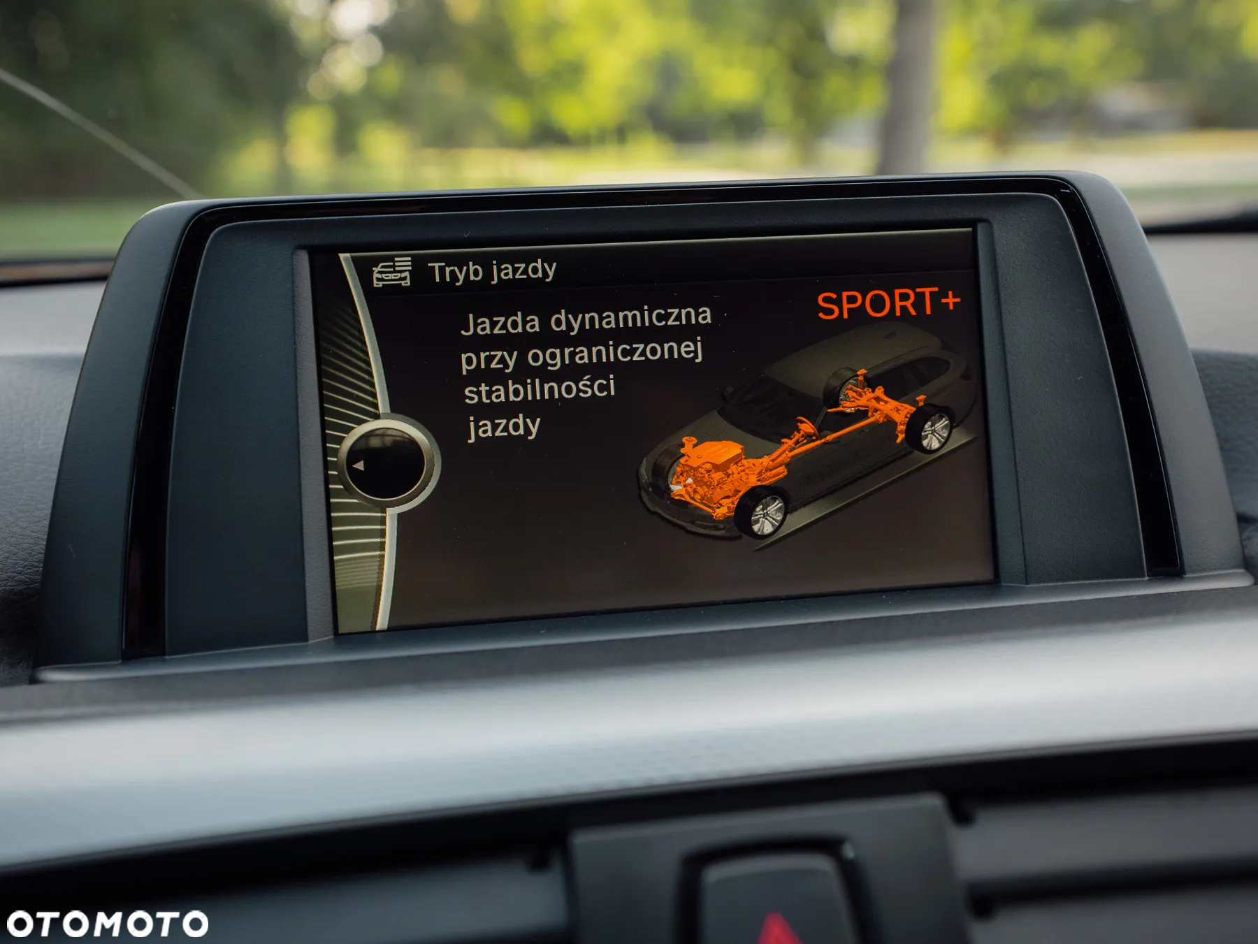 BMW Seria 3 320d xDrive - 29