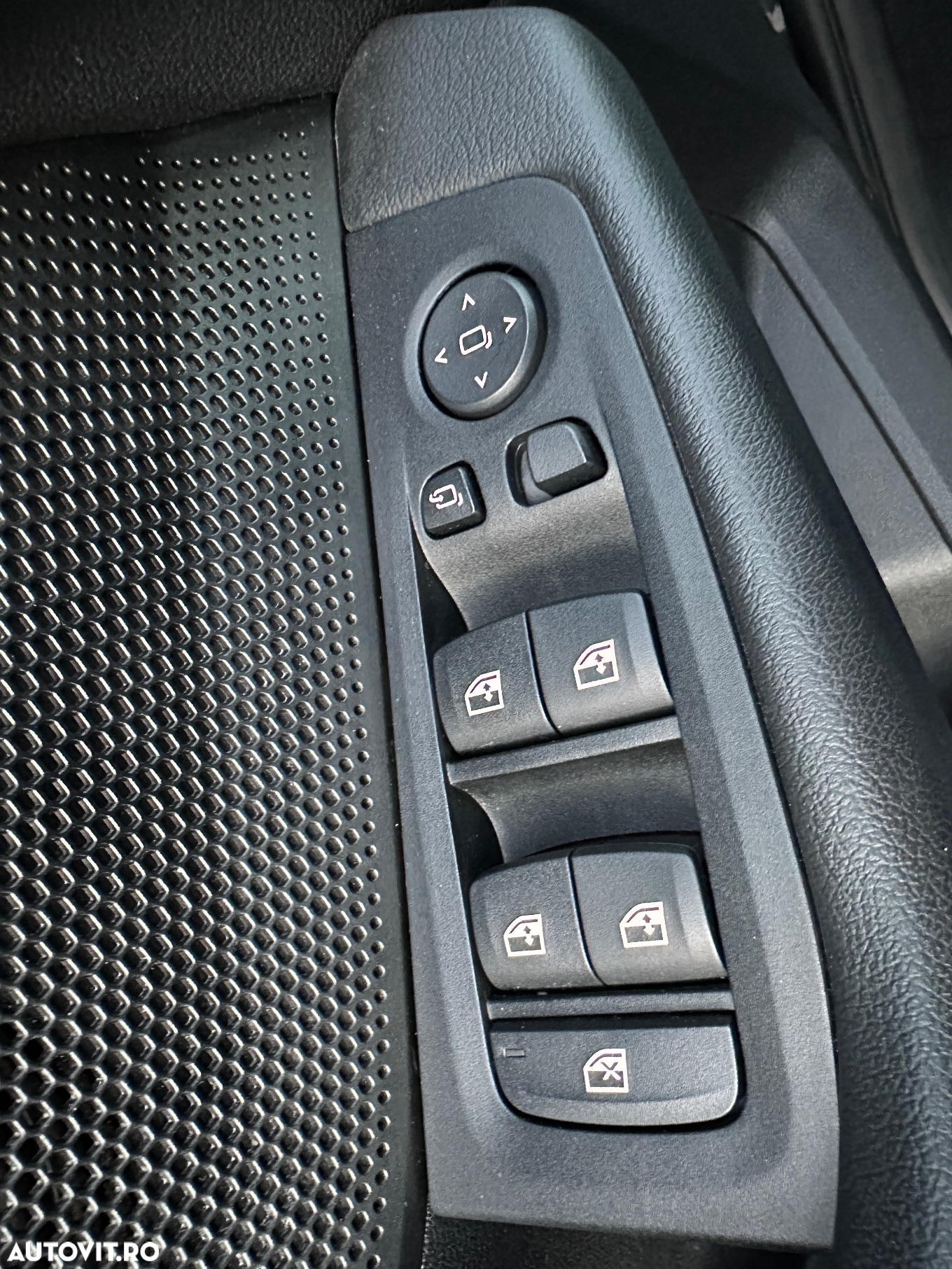 BMW Seria 1 120d Aut. - 27