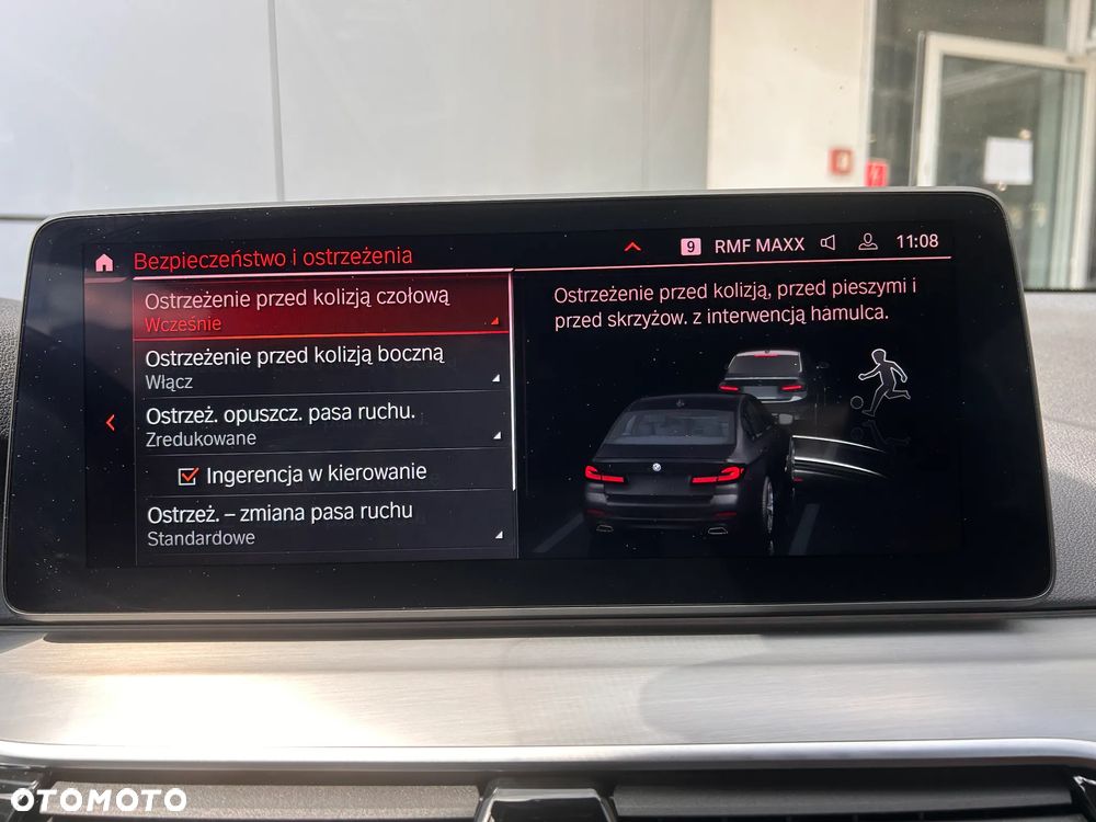 BMW Seria 5 530d xDrive mHEV M Sport sport - 34