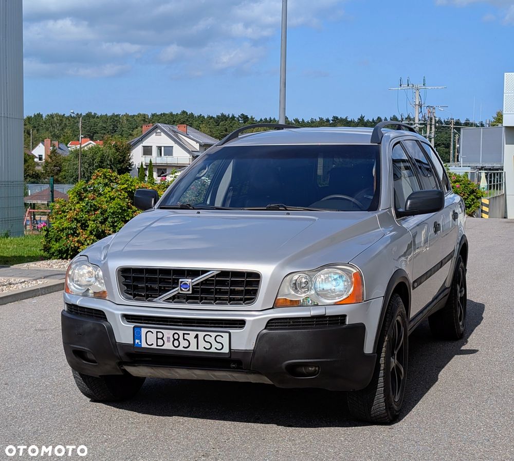 Volvo XC 90 - 9