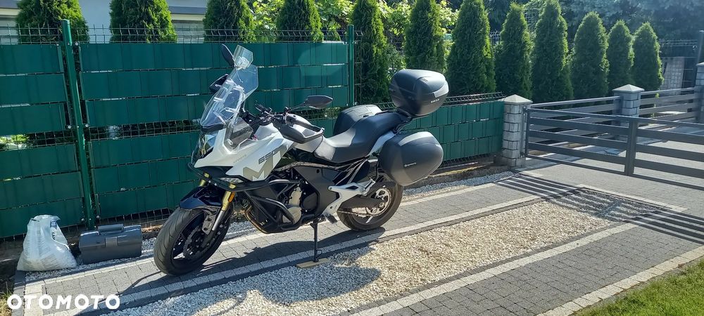 CFMoto 650 MT - 1