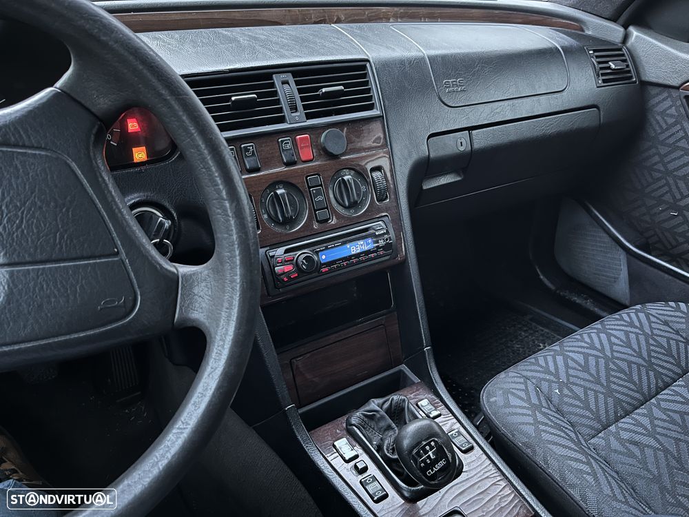 Mercedes-Benz C 220 D Elegance - 6