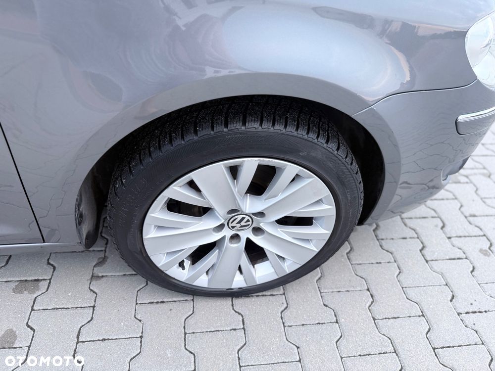 Volkswagen Touran 2.0 TDI DPF Highline DSG - 24