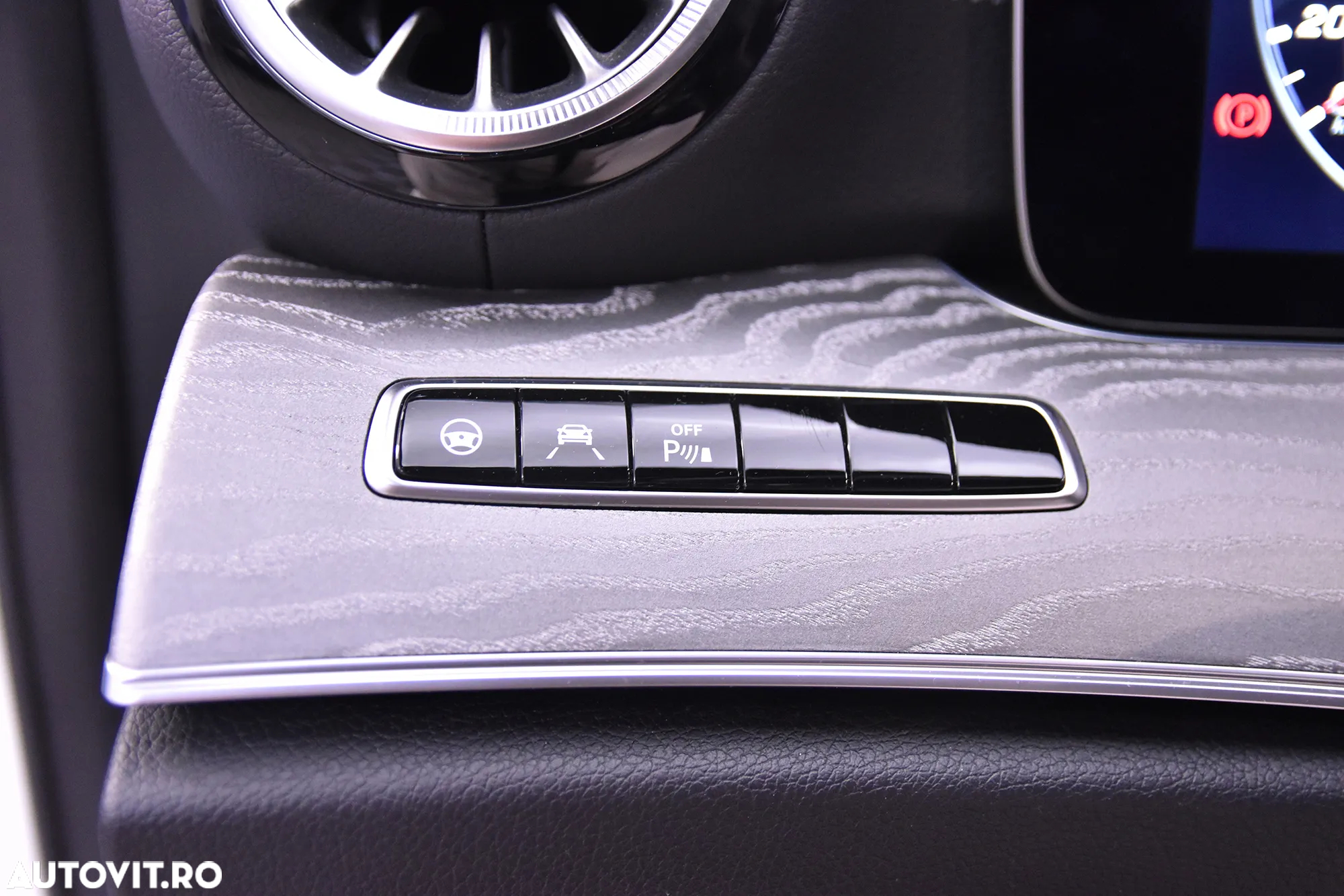 Mercedes-Benz CLS 450 4MATIC Aut - 15