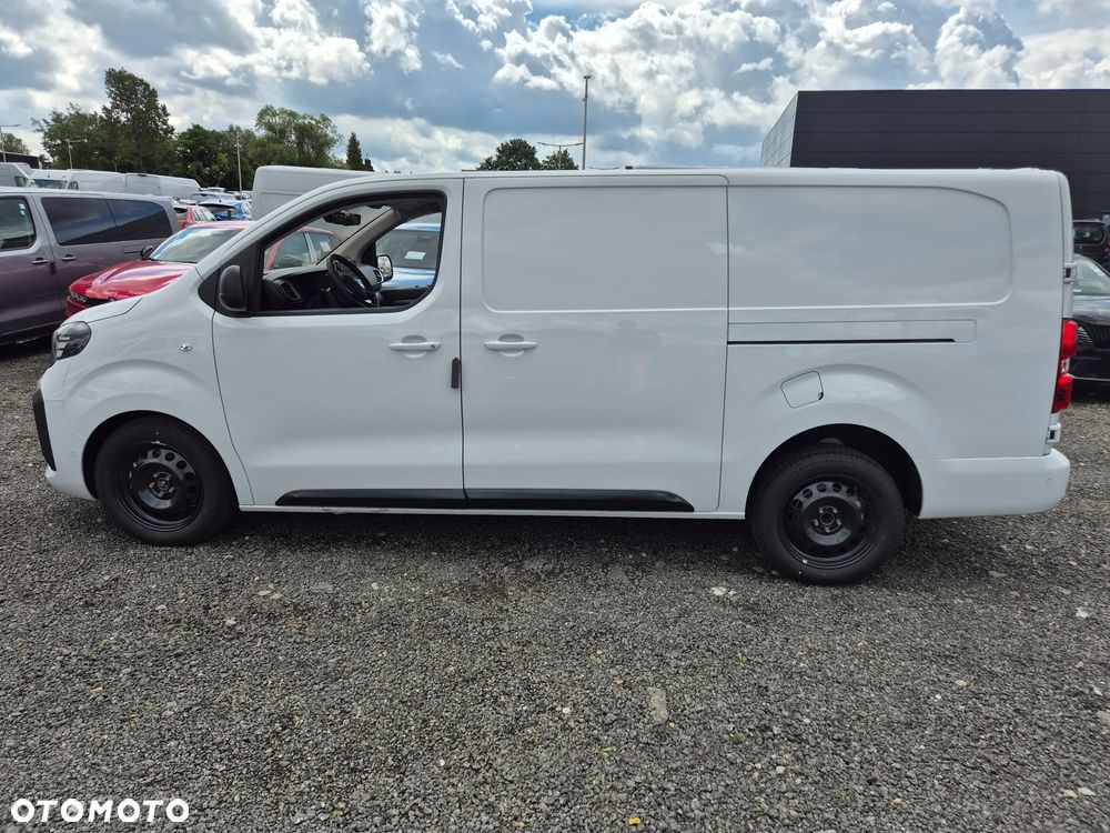 Opel Vivaro Furgon XL LONG 2.2 150KM Automat !! OD RĘKI !! Mega Rabat !! - 8