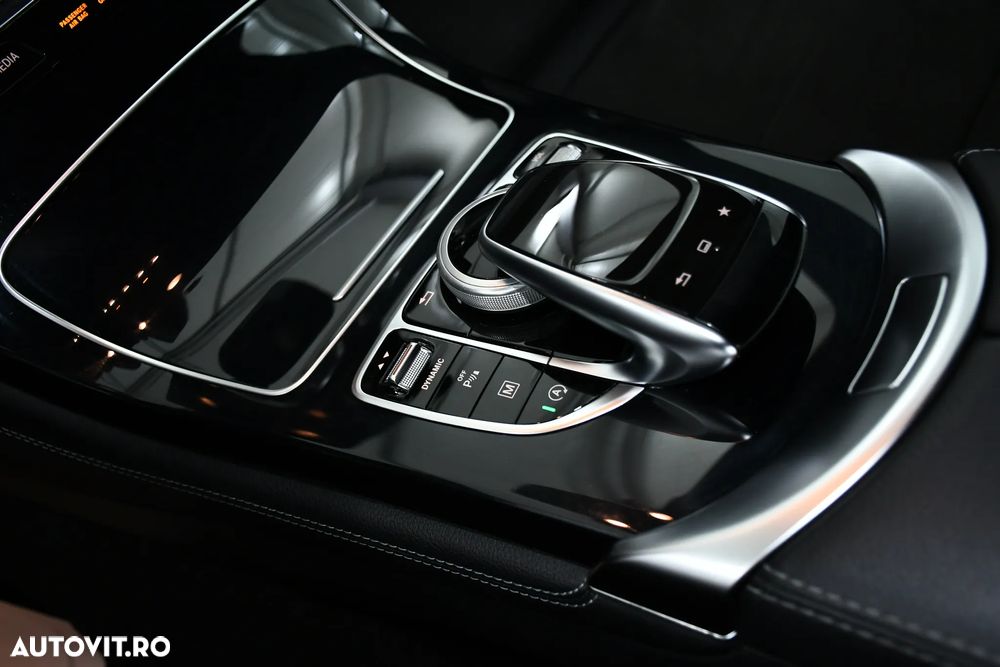Mercedes-Benz GLC - 16