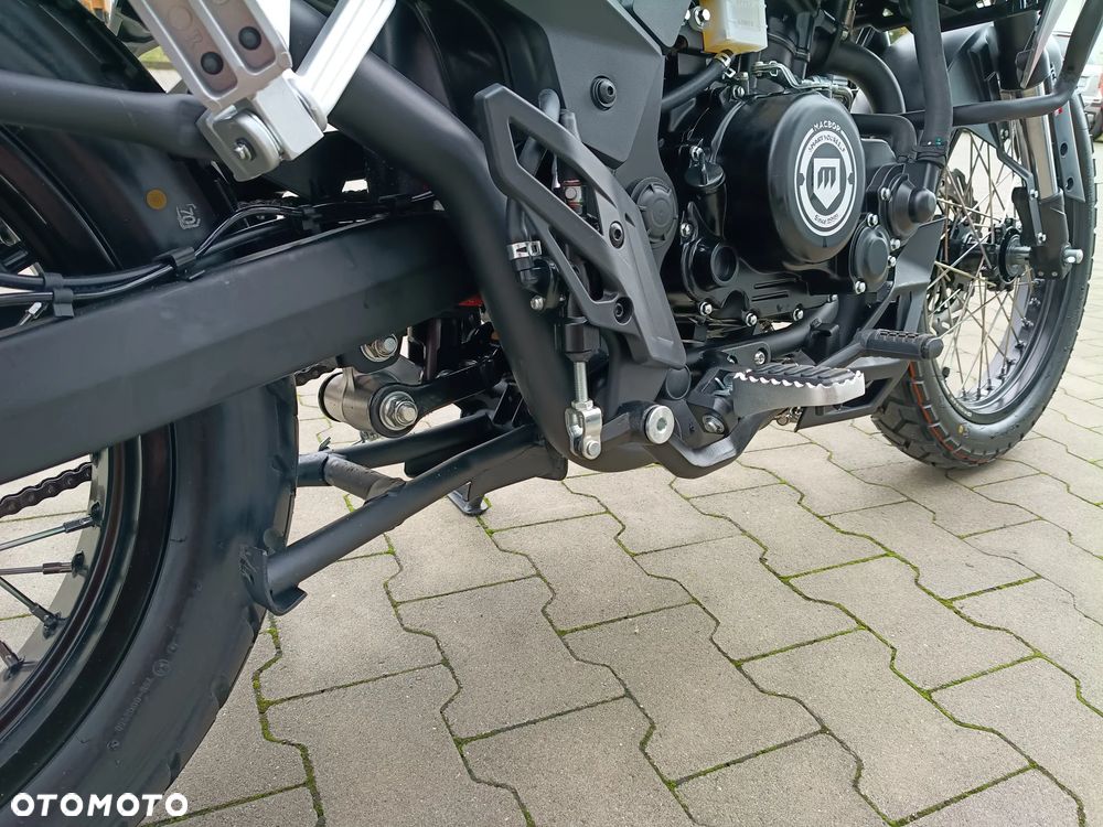 Macbor Montana XR1 125 EVO - 11