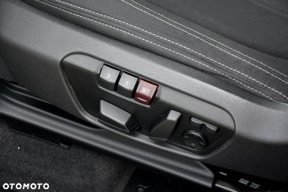 BMW Seria 2 - 35