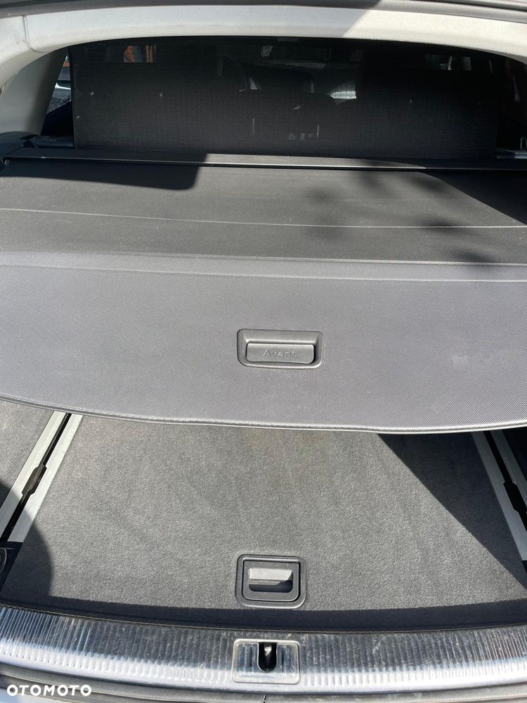 Audi A4 Avant 2.0 TDI DPF multitronic S line Sportpaket - 15