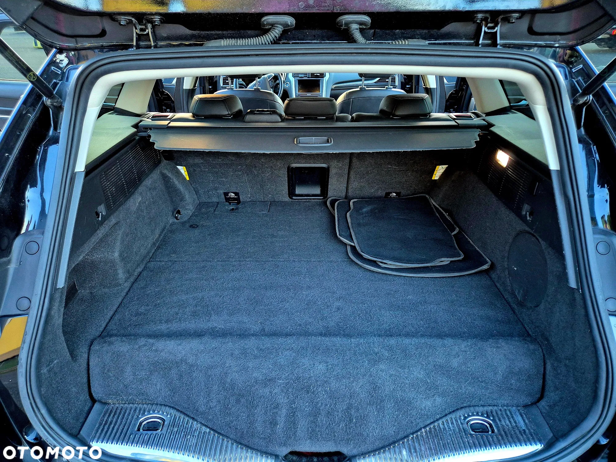 Ford Mondeo 2.0 Hybrid Vignale - 20
