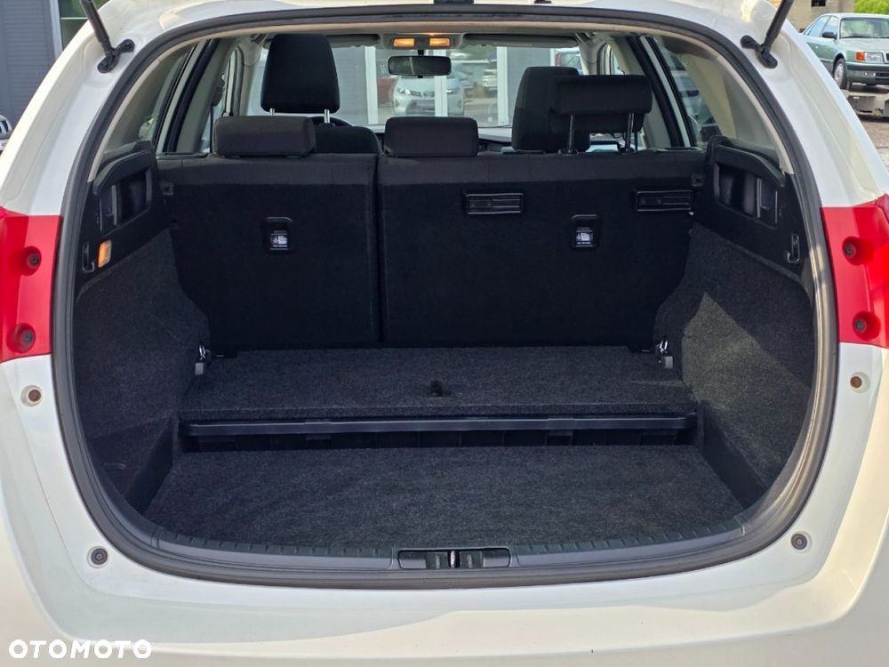 Toyota Auris - 17