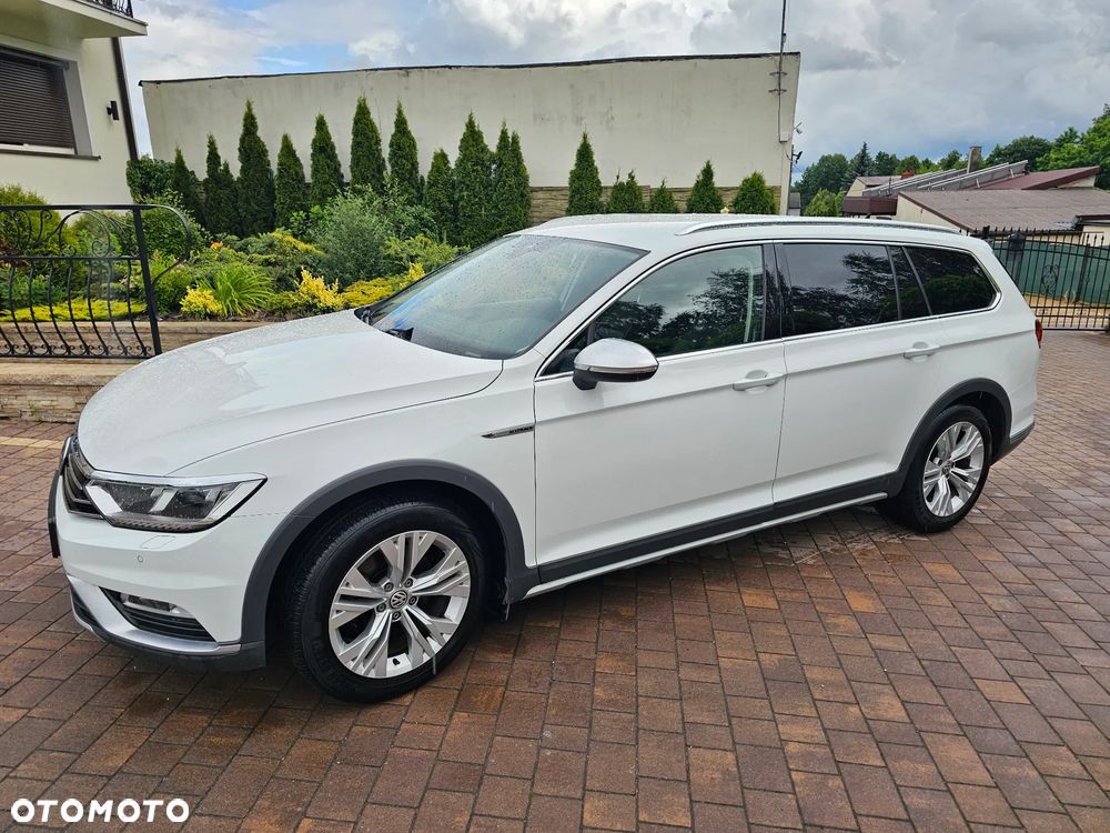 Volkswagen Passat 2.0 TDI BMT 4Mot Highline DSG - 2