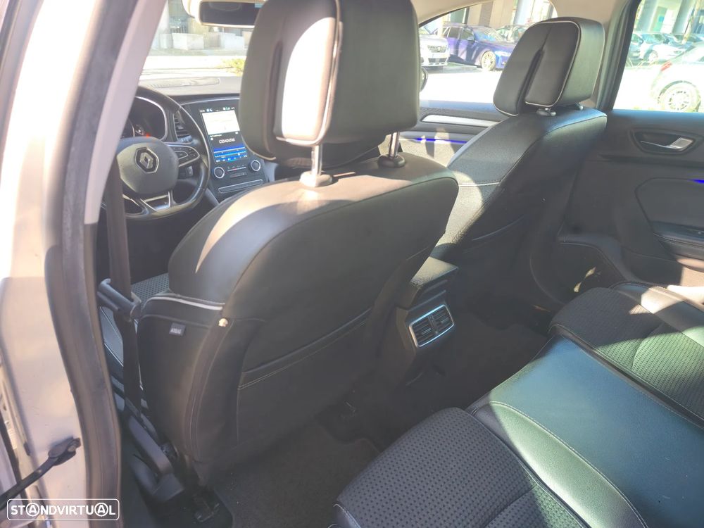 Renault Mégane Sport Tourer BLUE dCi 115 BOSE EDITION - 20