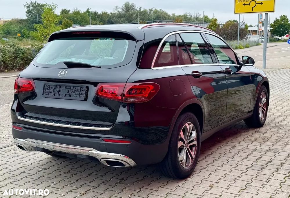 Mercedes-Benz GLC 300 d 4Matic 9G-TRONIC - 22