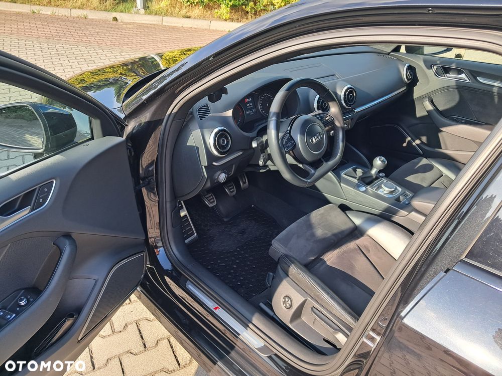 Audi A3 Limousine 2.0 TDI S line Sportpaket - 32