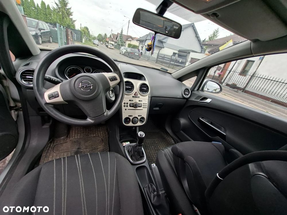 Opel Corsa 1.2 16V Enjoy - 6