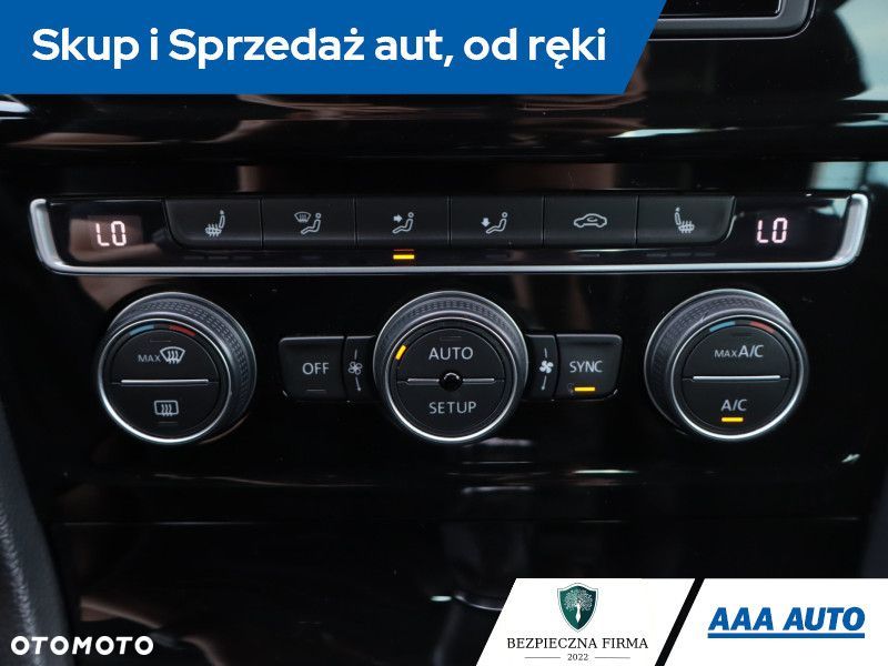 Volkswagen Golf - 15