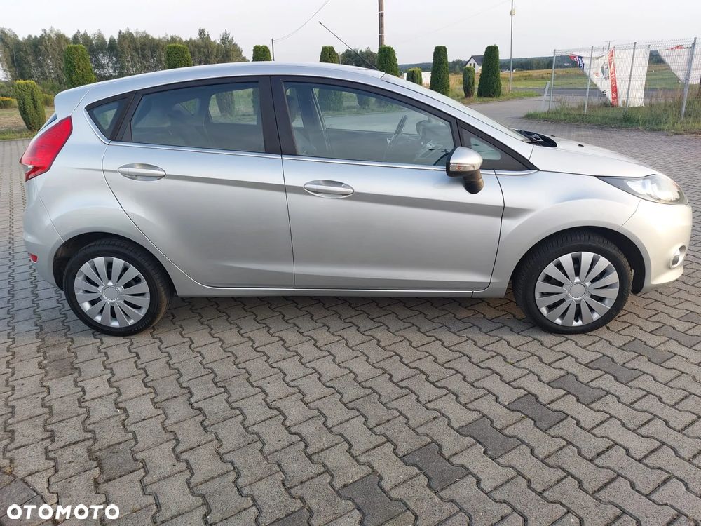 Ford Fiesta - 5
