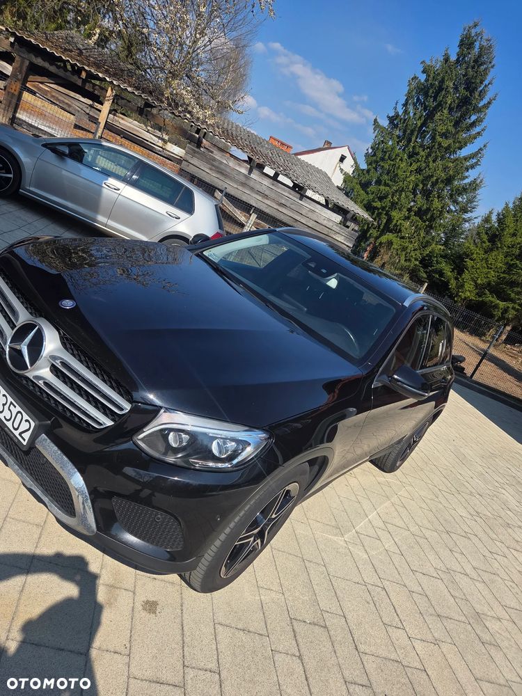 Mercedes-Benz GLC - 1