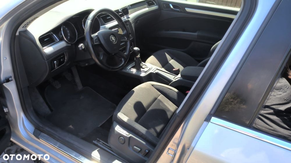 Skoda Superb 2.0 TDI Active - 7