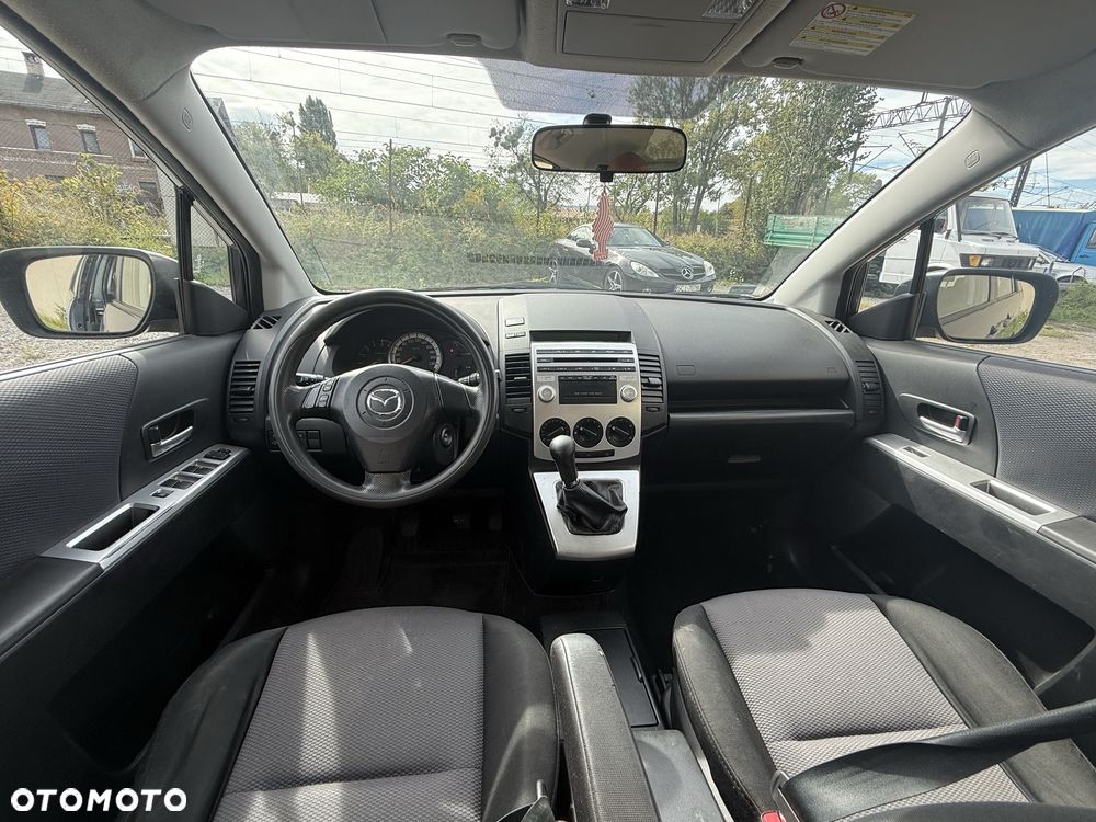 Mazda 5 - 6